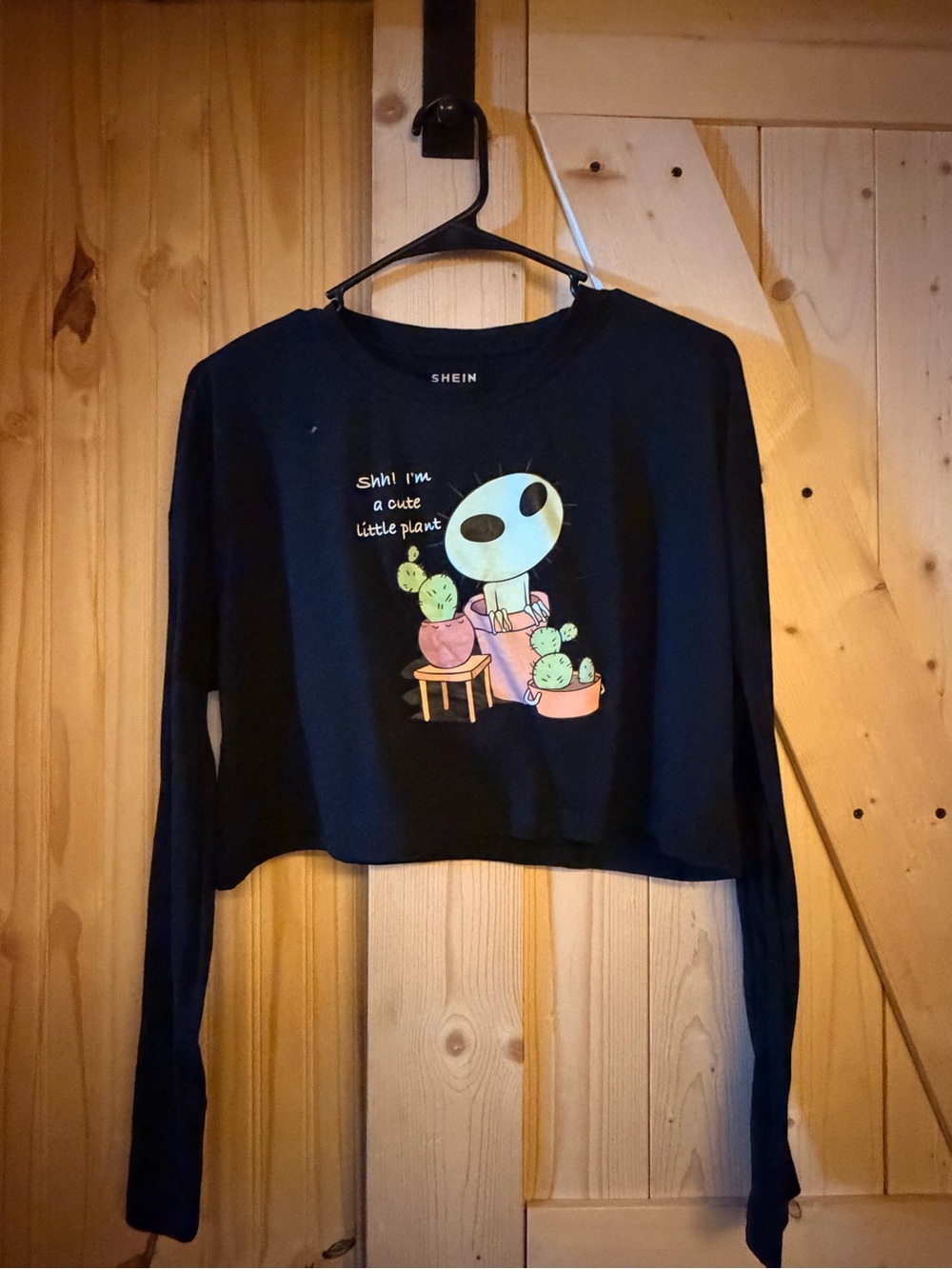 SHEIN Black Long-Sleeve Crop Top with Alien Cactus Graphic